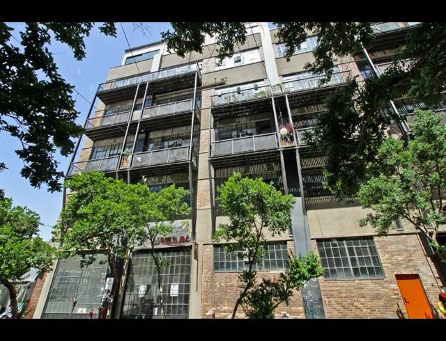 1 BEDROOM APARTMENT FOR SALE IN MABONENG